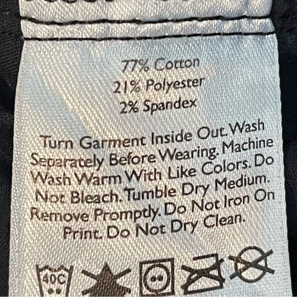 Eddie Bauer Curvy Trouser Cut Dark Blue Wash Mid Rise Jeans NWOT - Picture 10 of 13